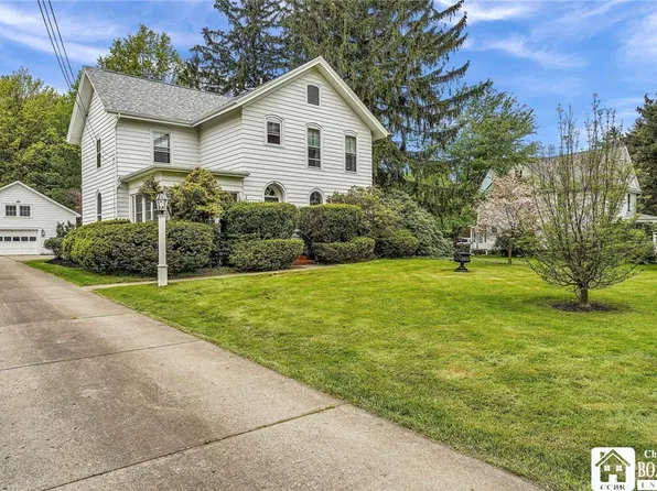 342 Central Ave, Fredonia, NY 14063