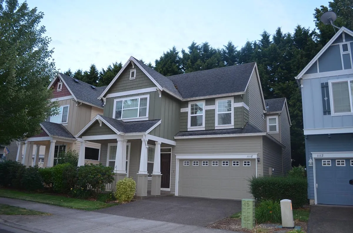 3 bed, 2.5 bath, 1780 sqft, $2,500 — Photo 1