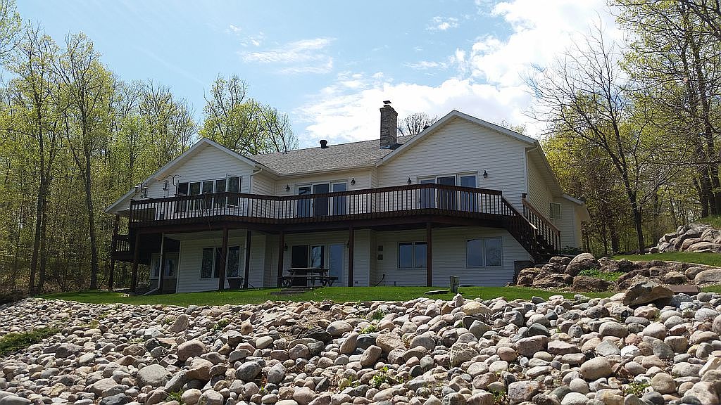 21751 NW Pickerel Lake Rd, Detroit Lakes, MN 56501 | Zillow