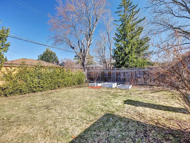 1233 Cheverton Ave — Photo 40