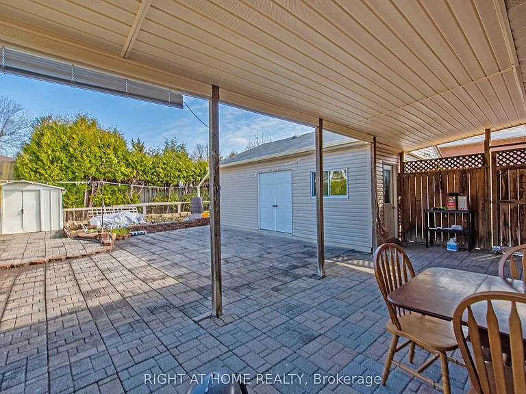 69 Alayne Cres — Photo 43