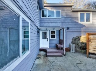 1551 NE 100th St #B, Seattle, WA 98125