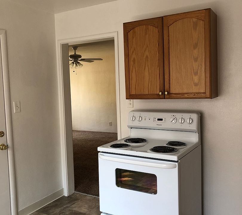 1st image of 1825 Madrone Ave