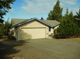 2125 W 15th St, Pt Angeles, WA 98363