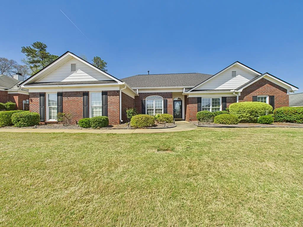 8022 Orchard Hill Dr photo 1