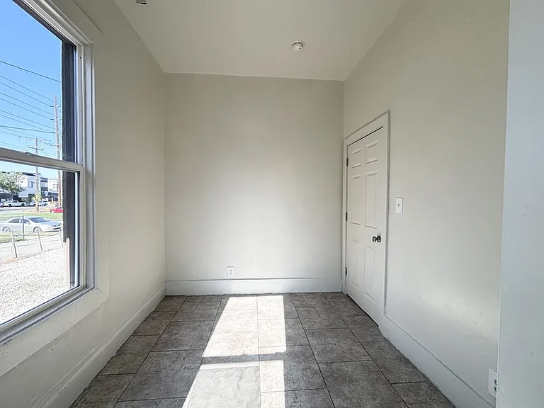 61 S 800 W — Photo 12