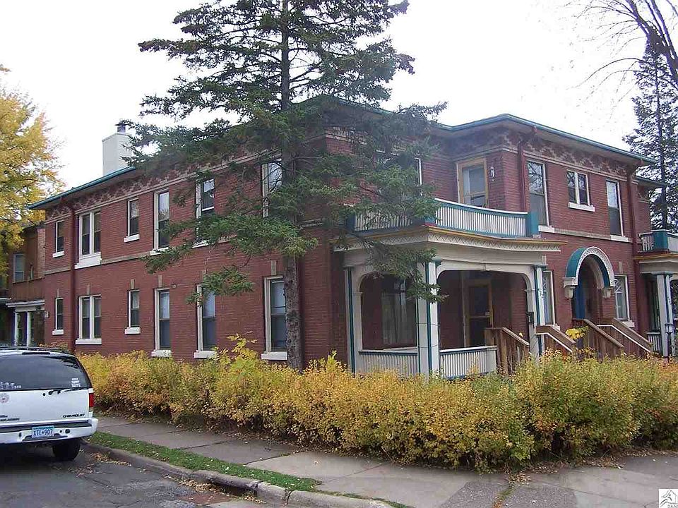 2nd image of 426-432 N 11th Ave E