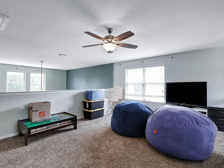 10707 Gentle Fox Bay — Photo 19