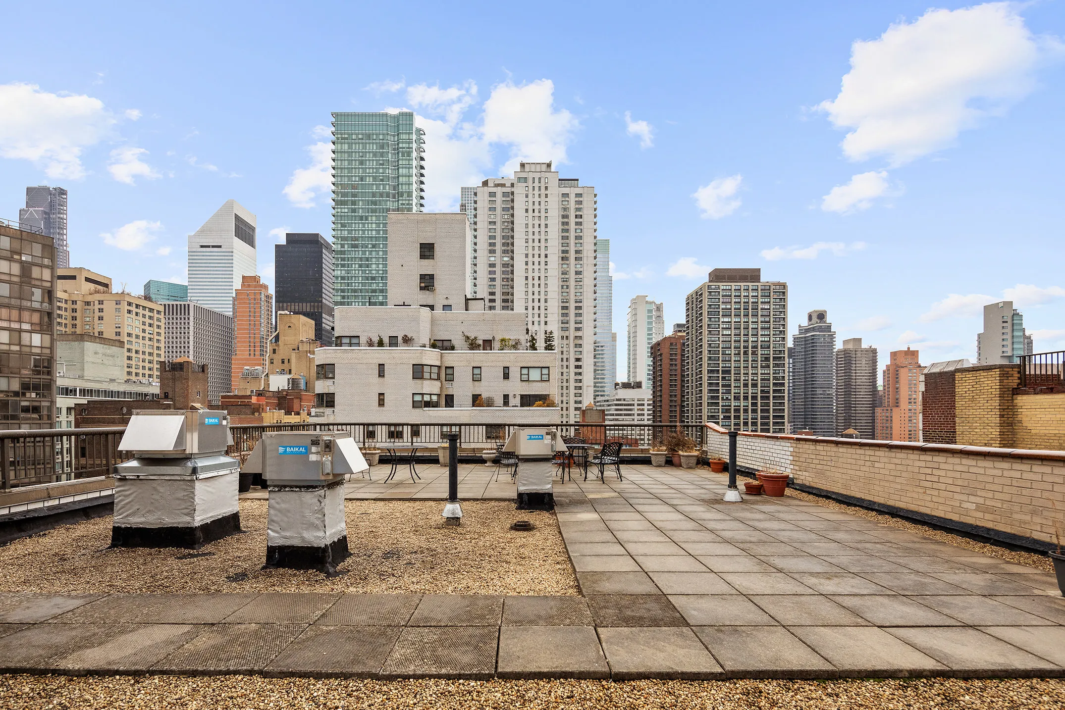 411 East 57th Street #7C in Sutton Place, Manhattan | StreetEasy