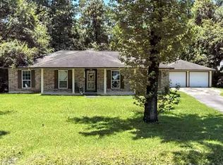 10507 Twin Oak Dr, Conroe, TX 77385