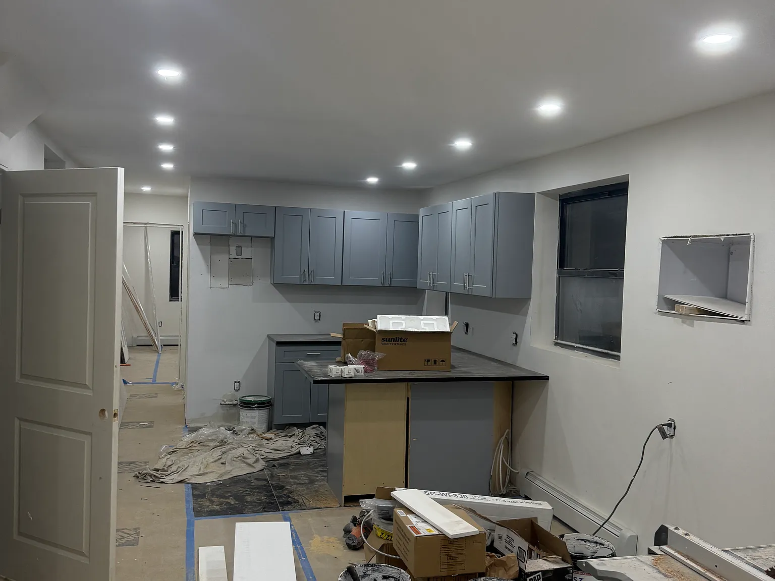 4 bed, 1200 sqft, $3,999 — Photo 4