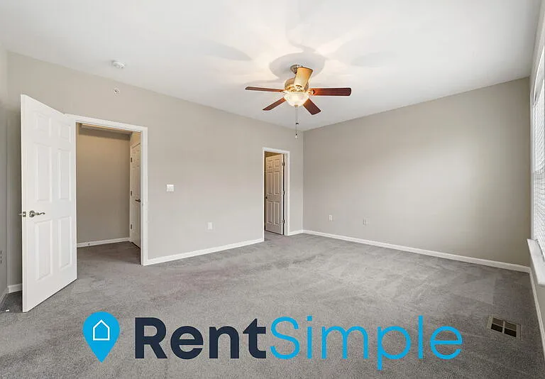 6791 Hampton Bay Ln — Photo 32