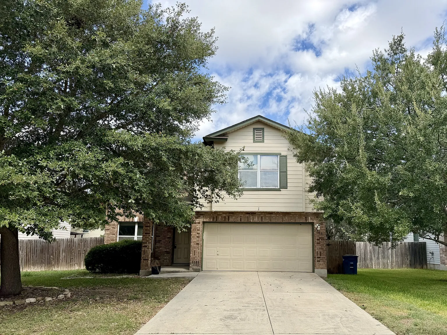 Copper Bluff 369 - 1 — Photo 1