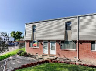219 Chestnut St APT C2, Windsor, CO 80550