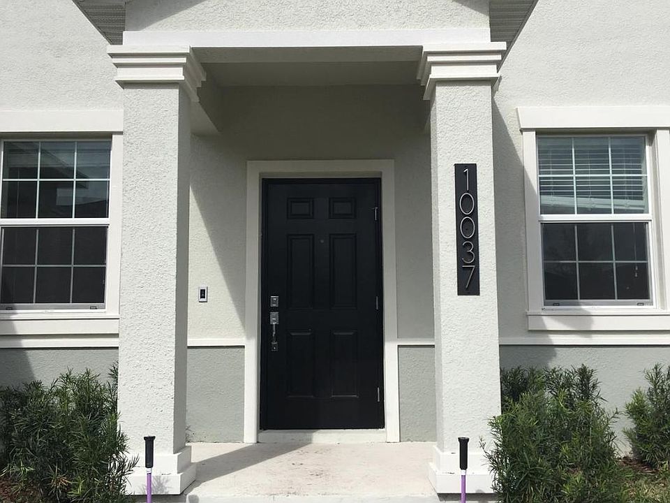 1st image of 10037 Memoir Ave