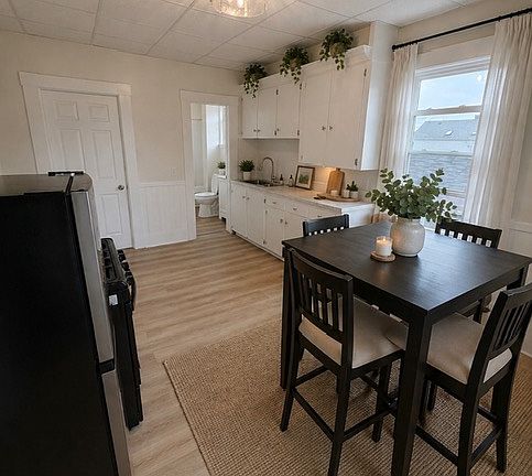 2nd image of 275 Hope St APT 3W