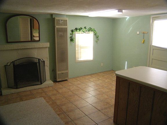 4th image of 428 County Road 249