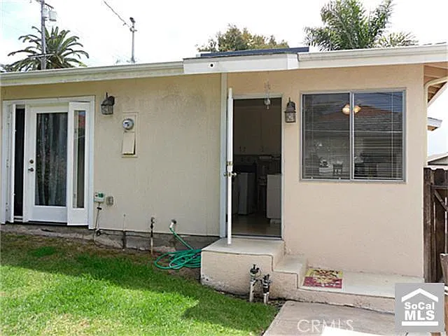 2 bed, 1.0 bath, 819 sqft, $4,250 — Photo 3
