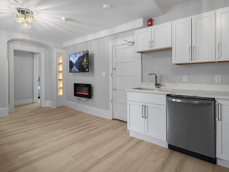 104 Harvard Pl — Photo 270