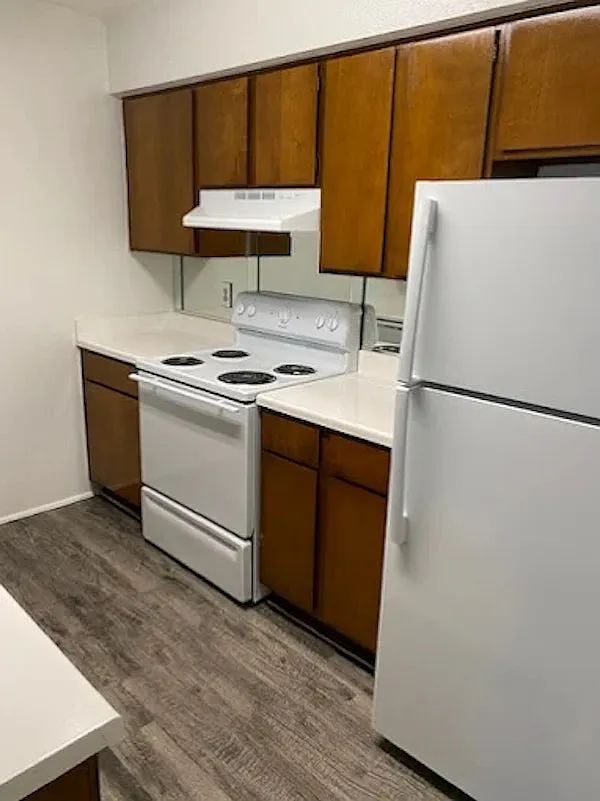 Whittfield Apartments — Photo 1