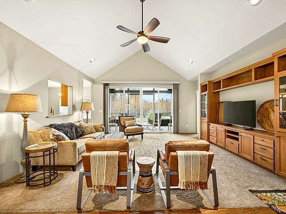 5th image of 3070 Sand Creek Rd