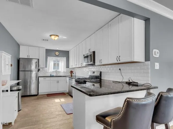 175 Liberta Dr, Toms River, NJ 08757