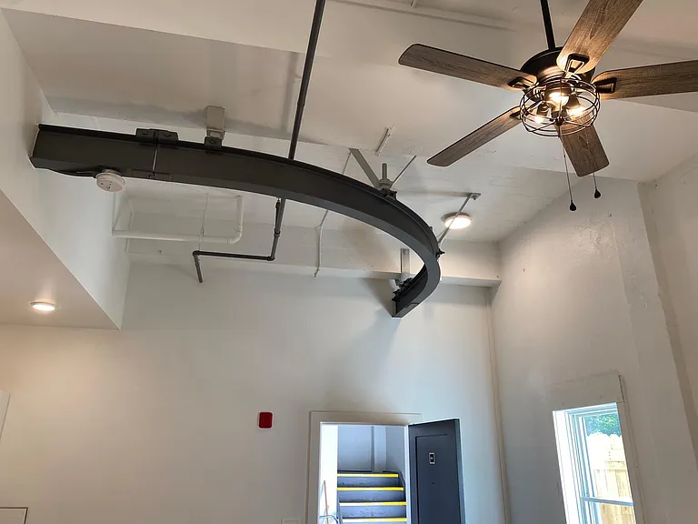 401 Rivermont Ave — Photo 3