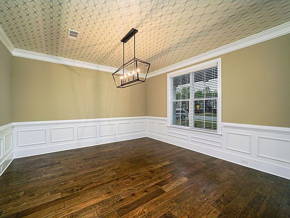 3rd image of 1760 Davenport Drive