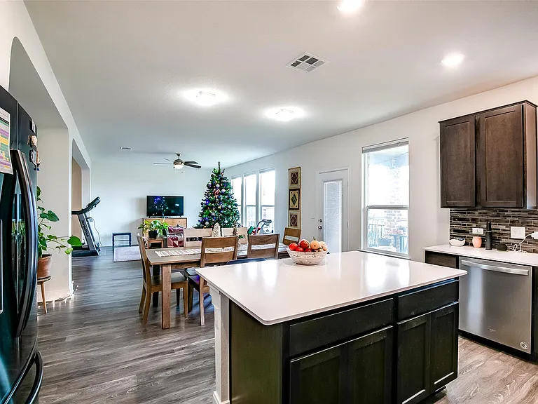 7616 Groundhog Way — Photo 15