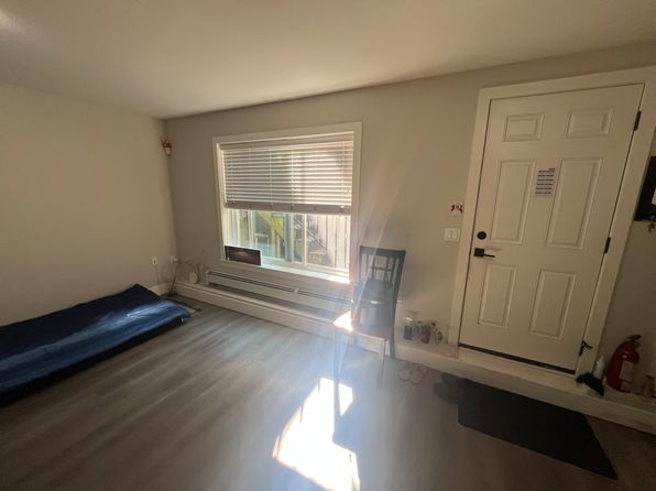 2 bedroom rental in Surrey in Surrey