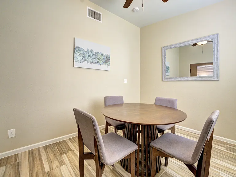 5025 E Lee St #2 — Photo 6