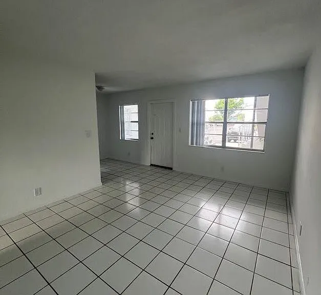 371 Sunshine Dr #H2 — Photo 18