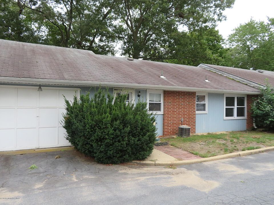 1st image of 529C Portsmouth Dr #100C