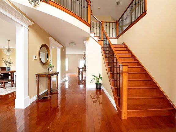 2nd image of 68 Salzburg Pl