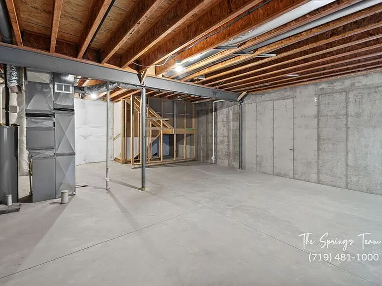740 Brambleberry Hts — Photo 36