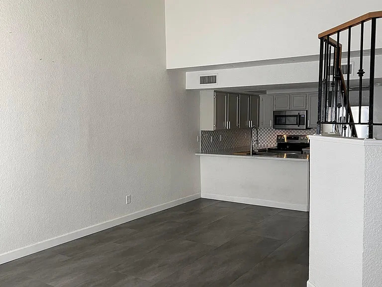 819 N College Ave #F107 — Photo 17