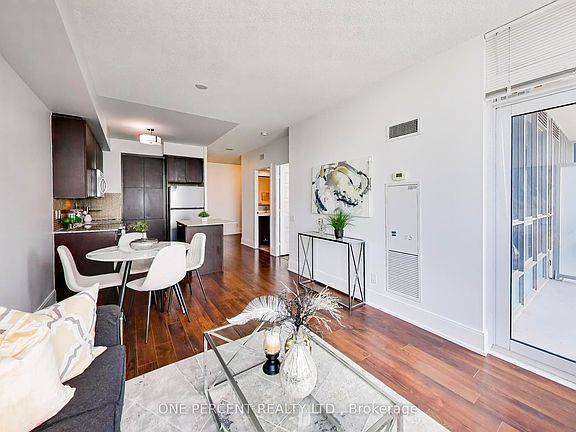 3rd image of 15 Viking Ln #2606
