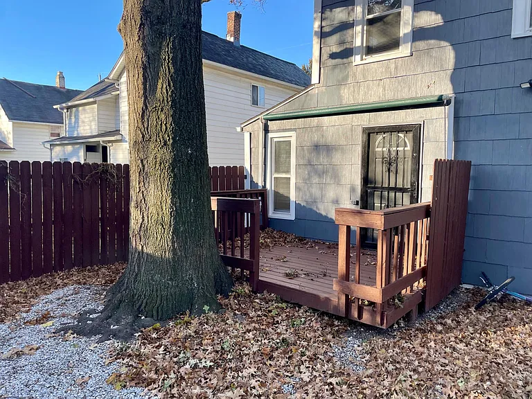 341 Wunderlich Ave #A — Photo 3