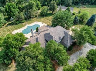 6901 W 180th St, Stilwell, KS 66085
