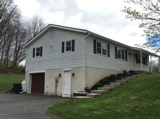 140 Isabella Rd, Elverson, PA 19520