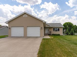 1022 Wilson Ave, Crookston, MN 56716