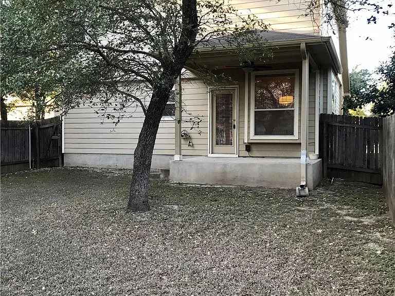 13609 Pine Warbler Dr — Photo 25