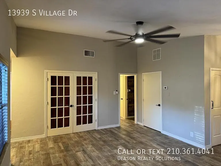 13939 S Village Dr — Photo 4