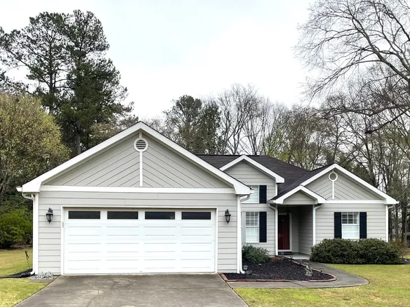 3503 Saddlebrook Dr, Loganville, GA 30052