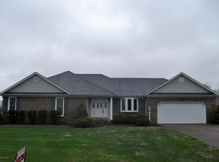 1052 Cobblestone Cir, Shepherdsville, KY