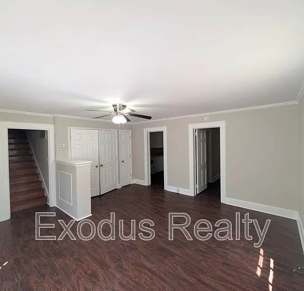 312 Bracken St #A — Photo 2