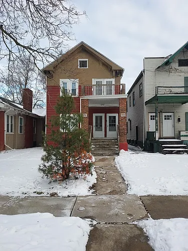 329 Marshall St Photo 1