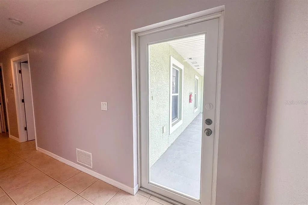 2 bed, 2.0 bath, 1230 sqft, $1,500 — Photo 4