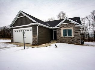 2502 Timberstone Dr E, Elkhart, IN 46514