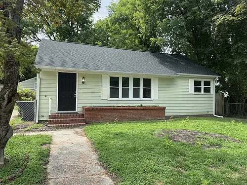 1108 Brittingham St Photo 1
